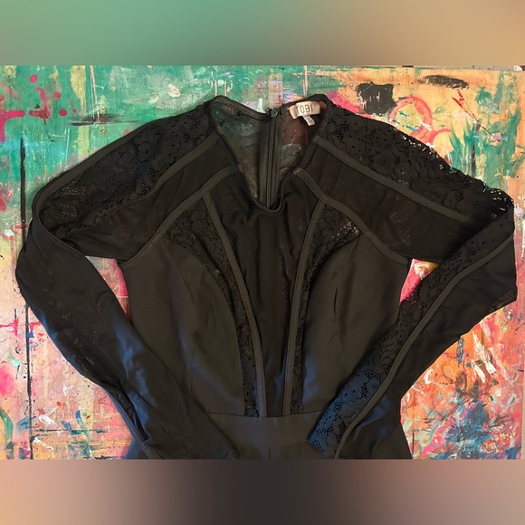 Long Sleeve Lace and Mesh Jumpsuit - Tobi - Size XS - Picture 4 of 12